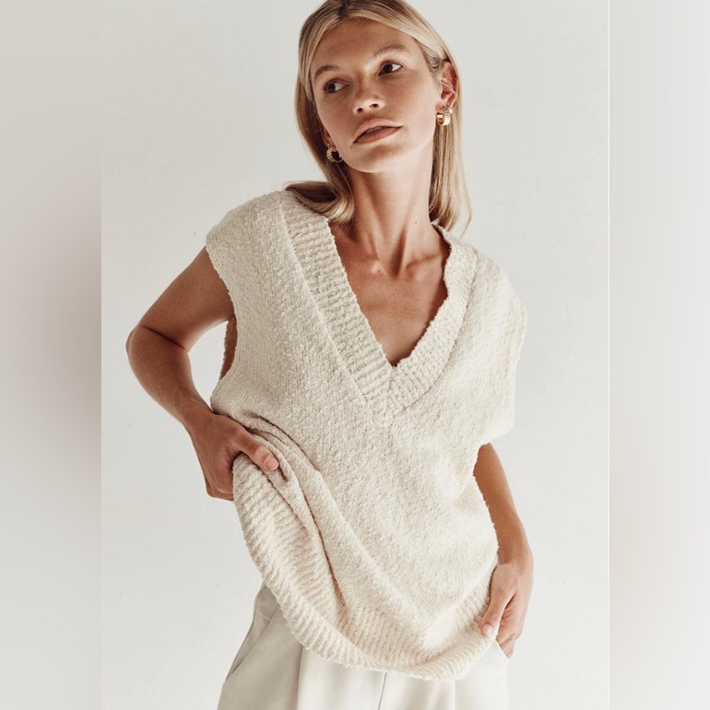 Dissh Dakota stone long line knit vest